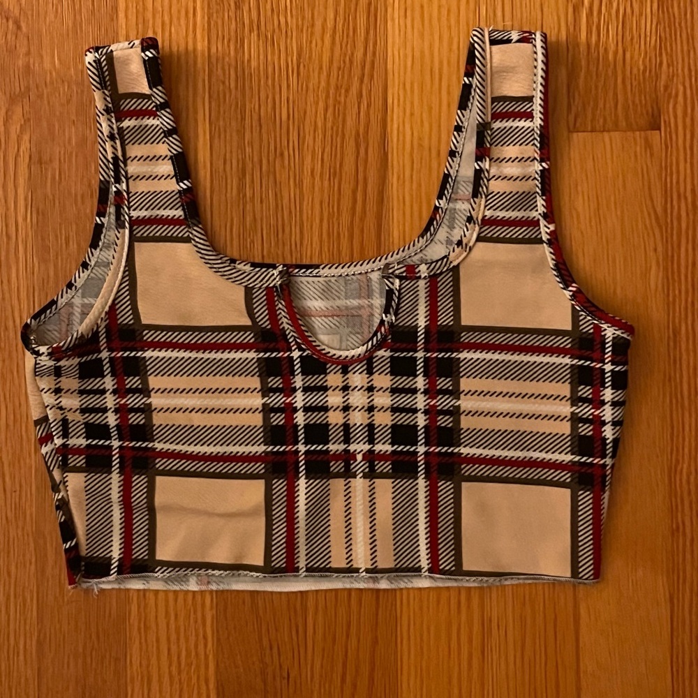 Crop top